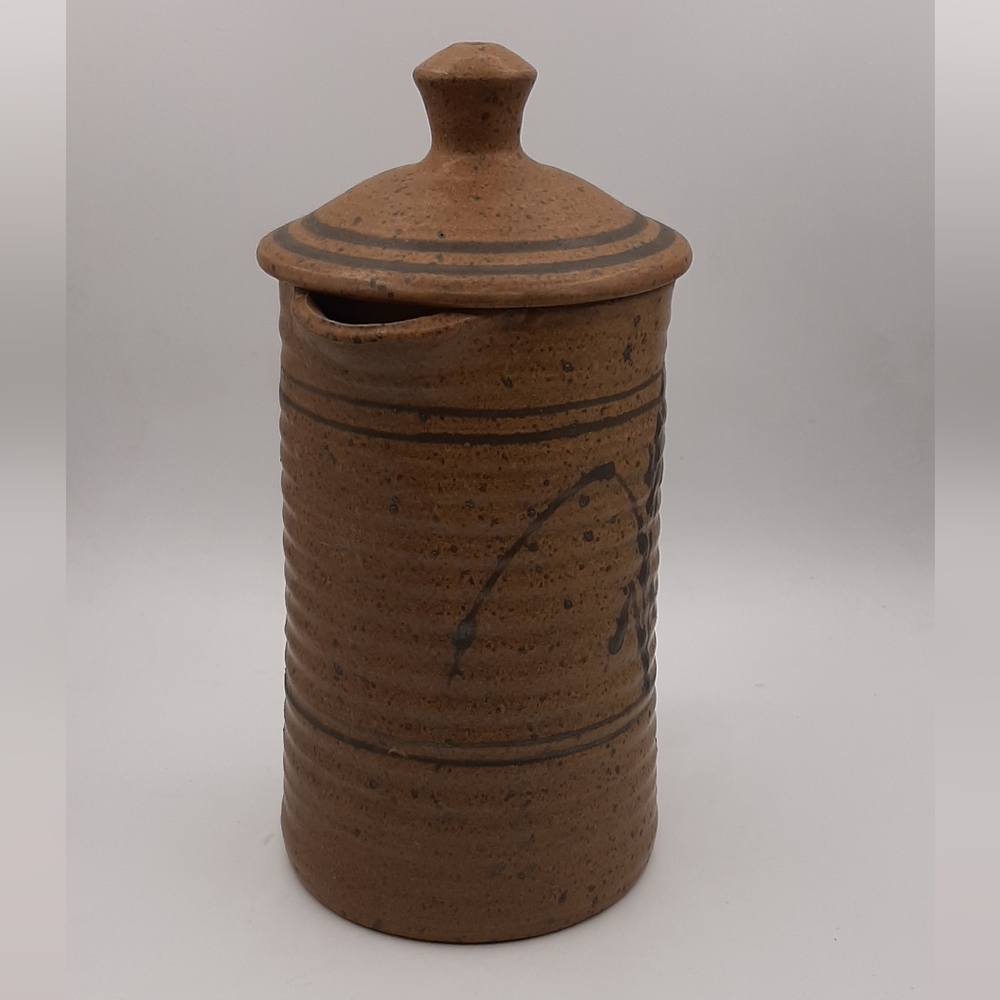 Vintage Art Studio Hand Turned Pottery Pitcher Black Speckled & Trim Signed - Picture 6 of 10